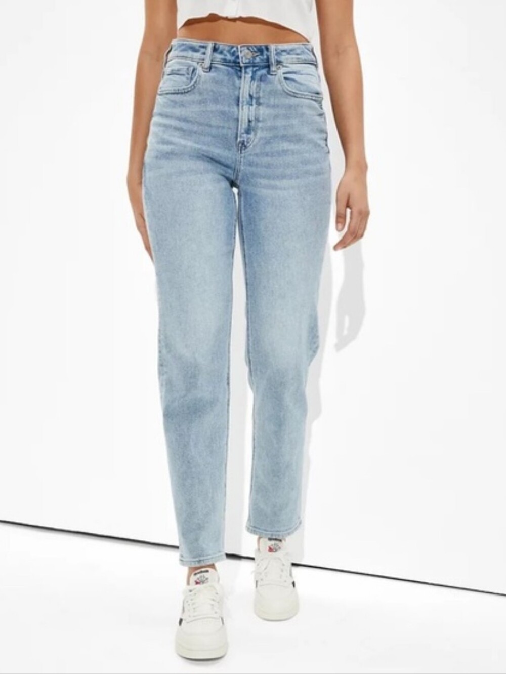 American Eagle Mom Straight Jean